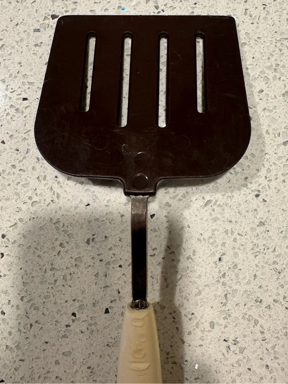 Vintage Mid Century Nylon Slotted Turner Spatula Cream Handle Kitchen Utensil